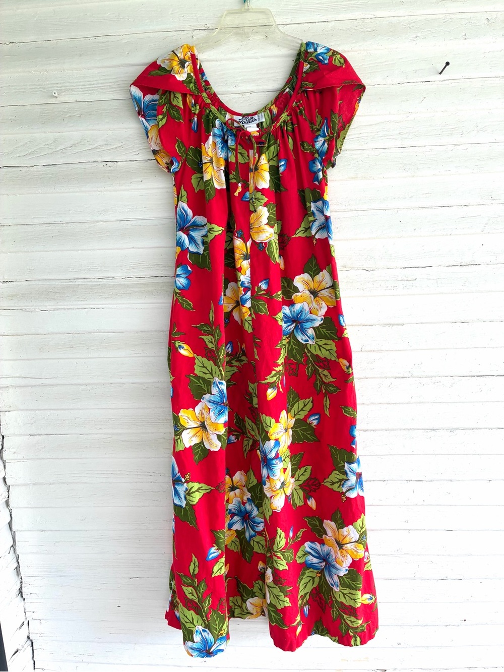 Hilo Hattie Red Tropical Floral Dress with Blue & Yellow Accents, vintage